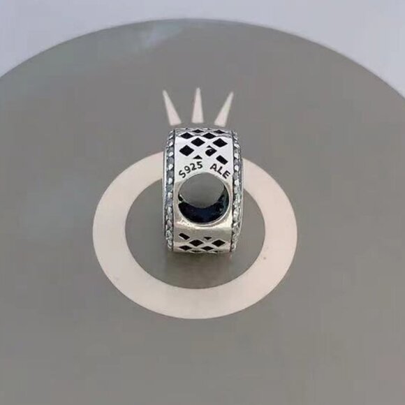 Disney Lookout Cay Pandora charm - Picture 2 of 3